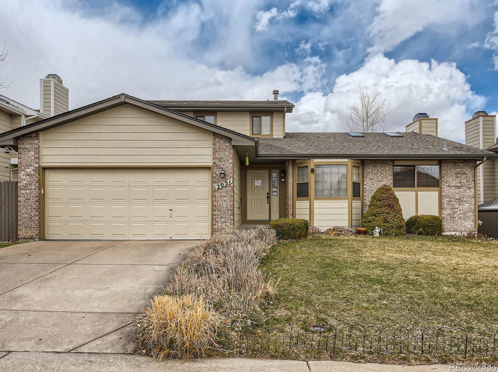 12051 Lake Ave, Littleton, CO 80127-2368
