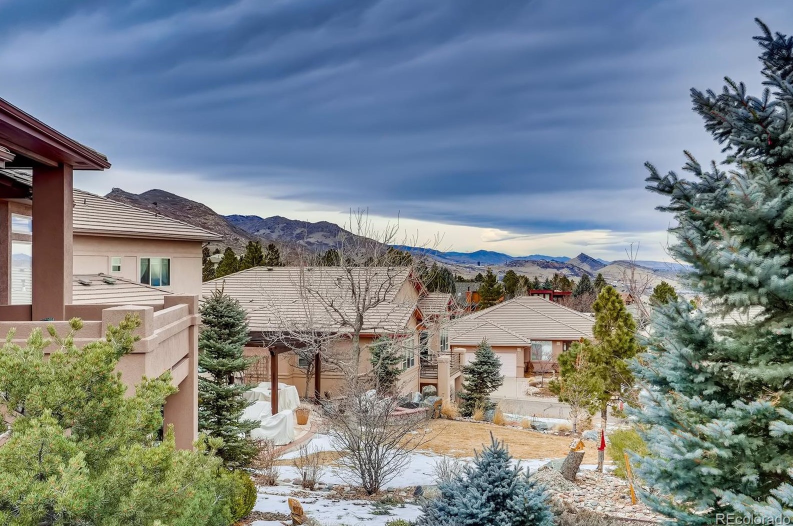 6816 Raspberry Run, Littleton CO 80125-8306 exterior