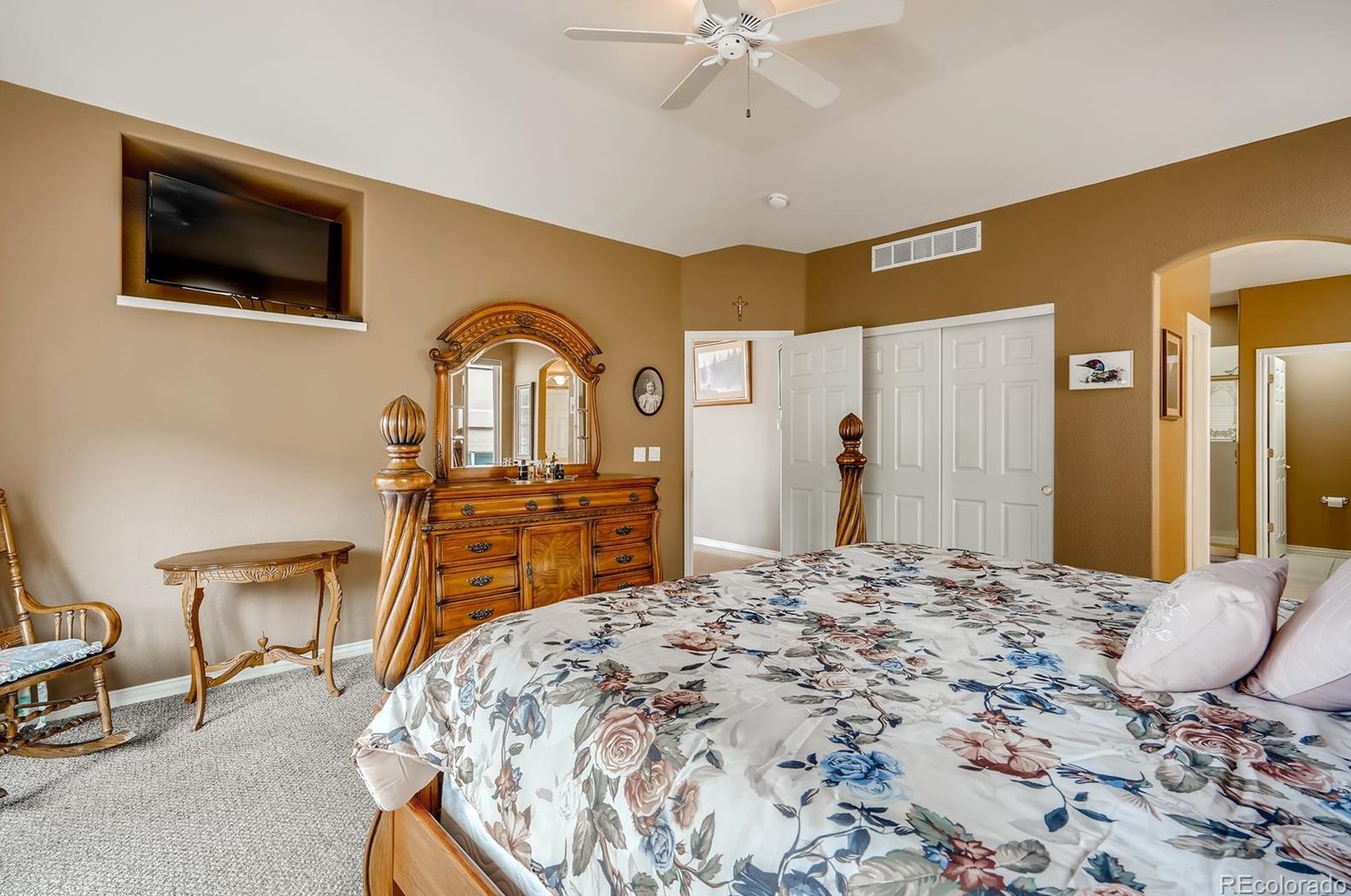 6816 Raspberry Run, Littleton CO 80125-8306 exterior