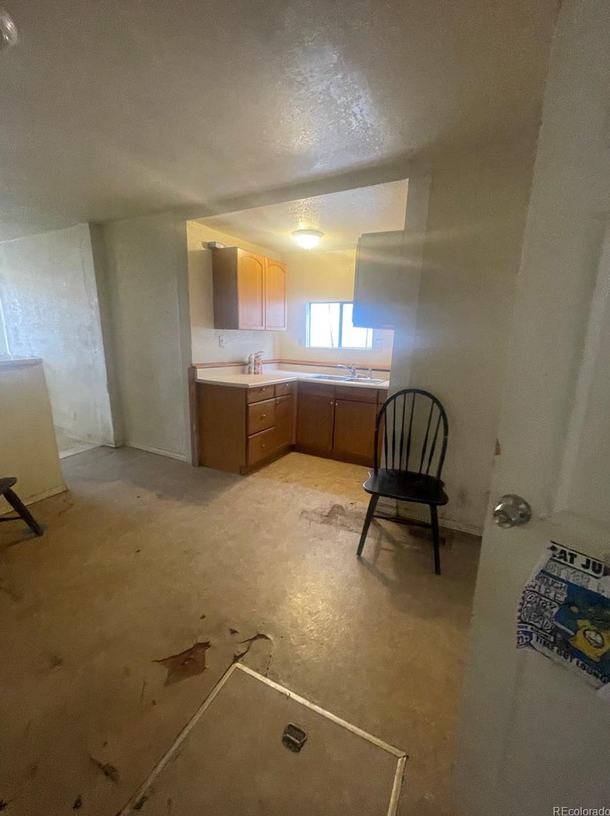 803 6th St, Pueblo, CO 81001-3714