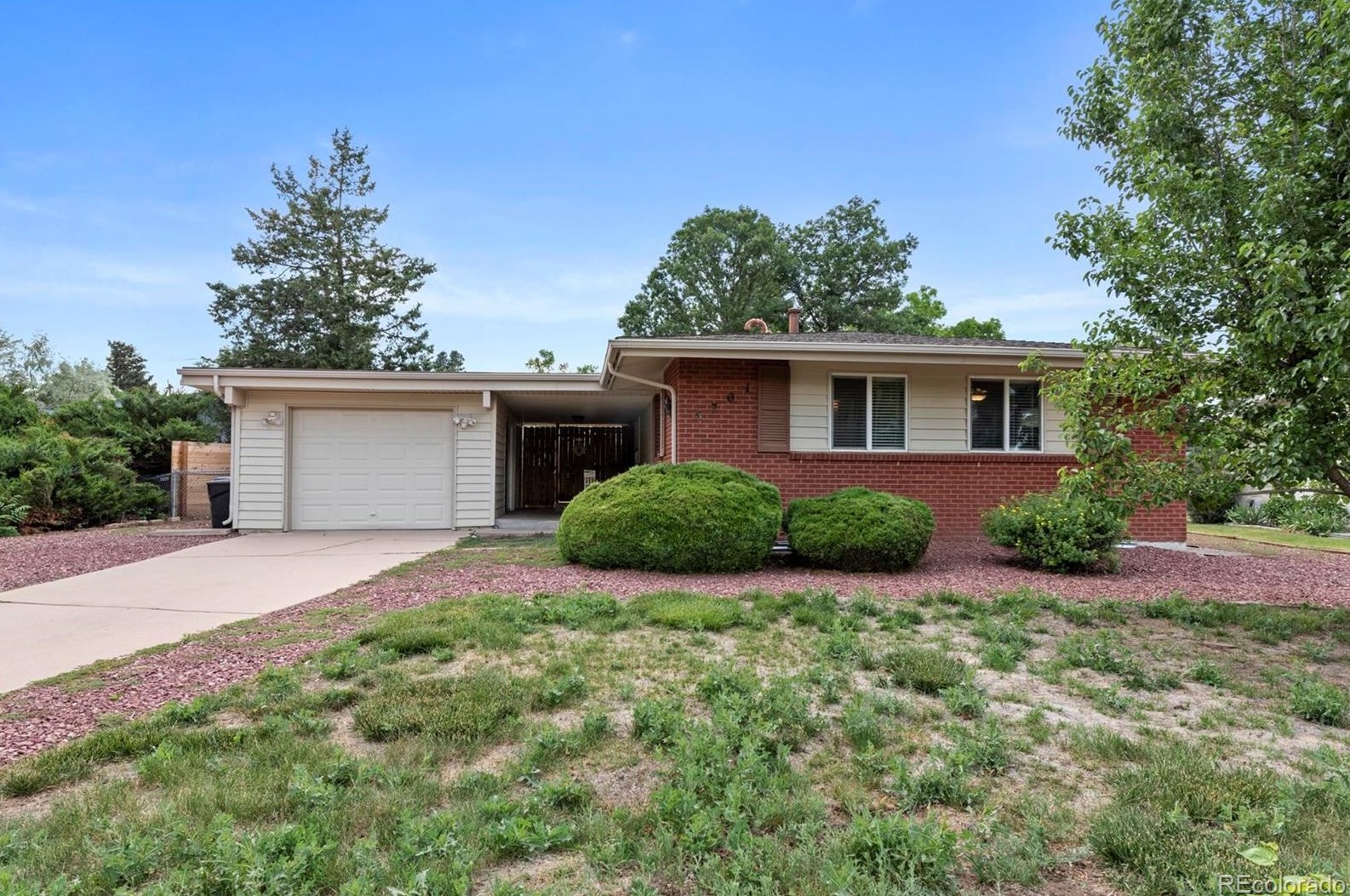 5701 Chestnut Ave, Littleton, CO