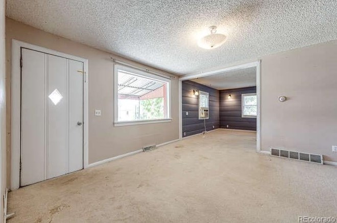 1569 Arapahoe St, Strasburg, CO