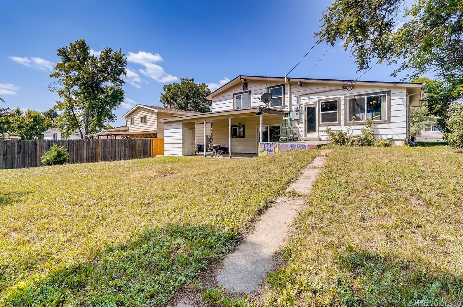 6276 Vance St, Arvada CO  80003-4832 exterior