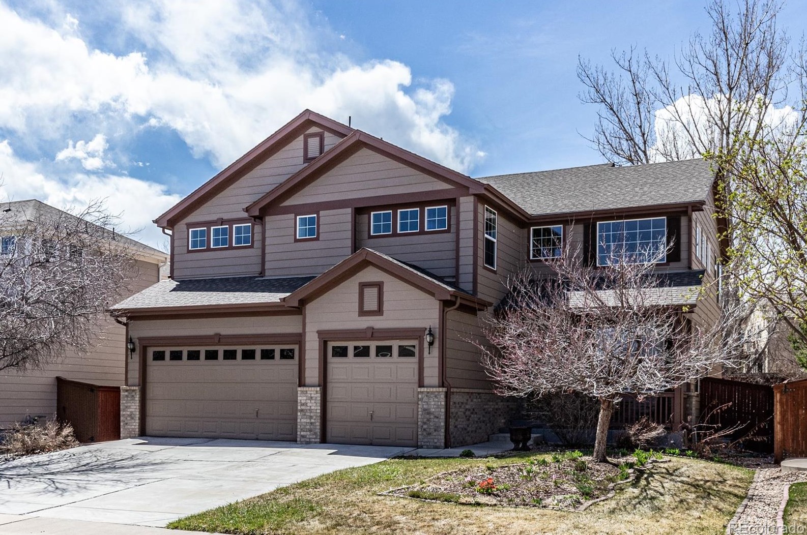 10736 Weaver Dr, Littleton, CO 80127-5575