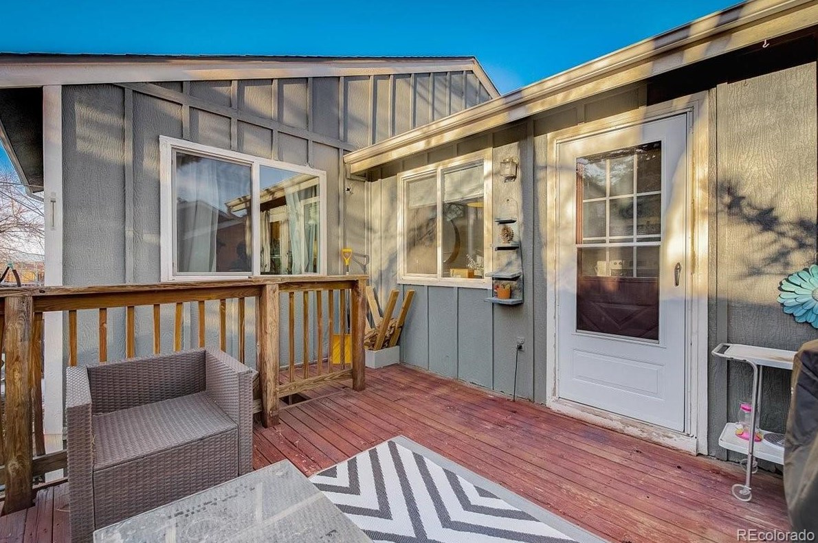 12042 Hornsilver Mtn, Littleton CO 80127-3200 exterior