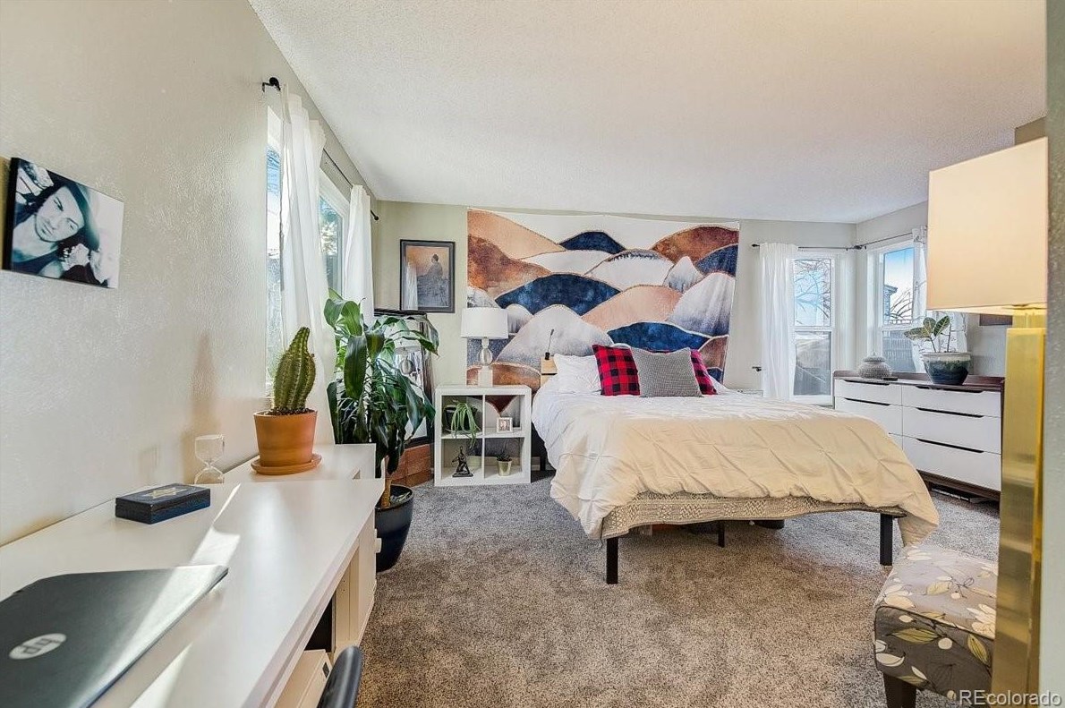 12042 Hornsilver Mtn, Littleton CO 80127-3200 exterior