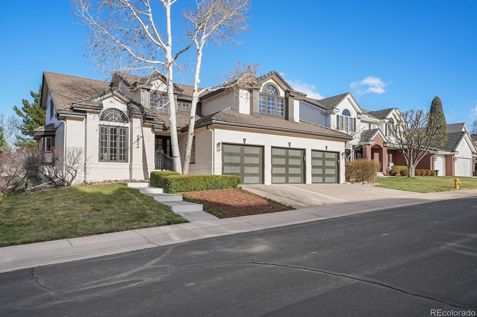 9534 E Maplewood Cir, Englewood, CO 80111