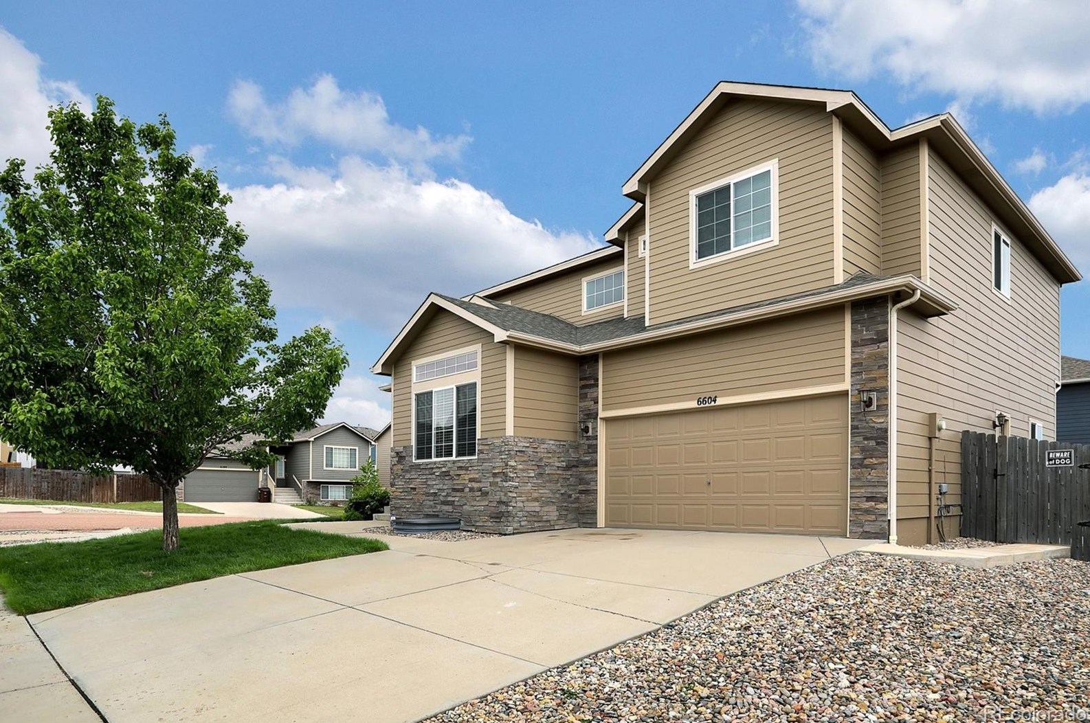 6604 Passing Sky Dr, Colorado Springs, CO 80911-3874