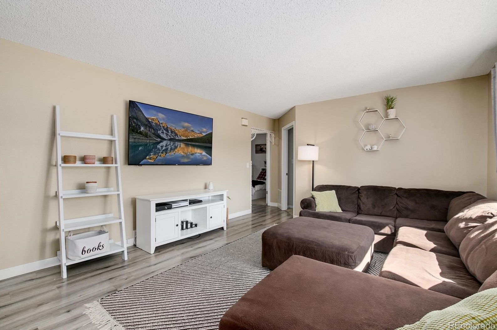 8777 Dover Cir, Arvada CO  80005-1548 exterior
