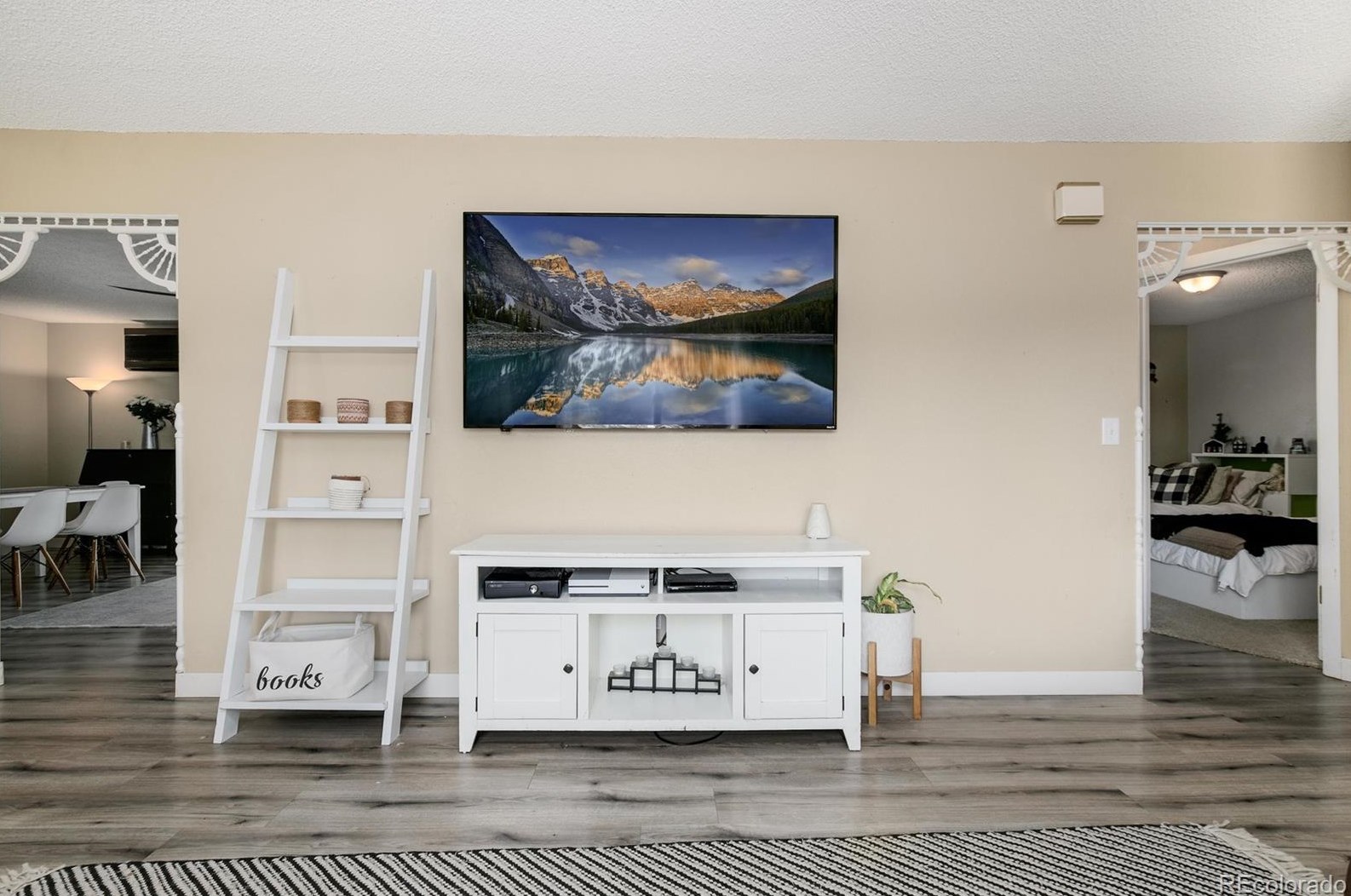 8777 Dover Cir, Arvada CO  80005-1548 exterior