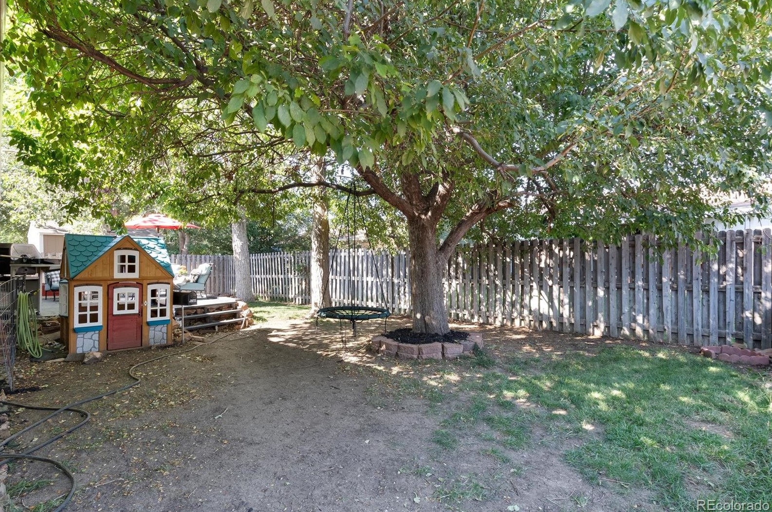 8777 Dover Cir, Arvada CO  80005-1548 exterior