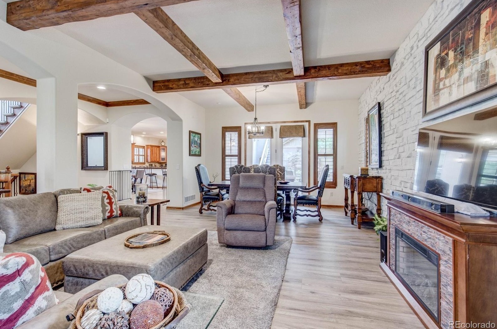 8991 Crossington Way, Littleton CO  80124-5583 exterior