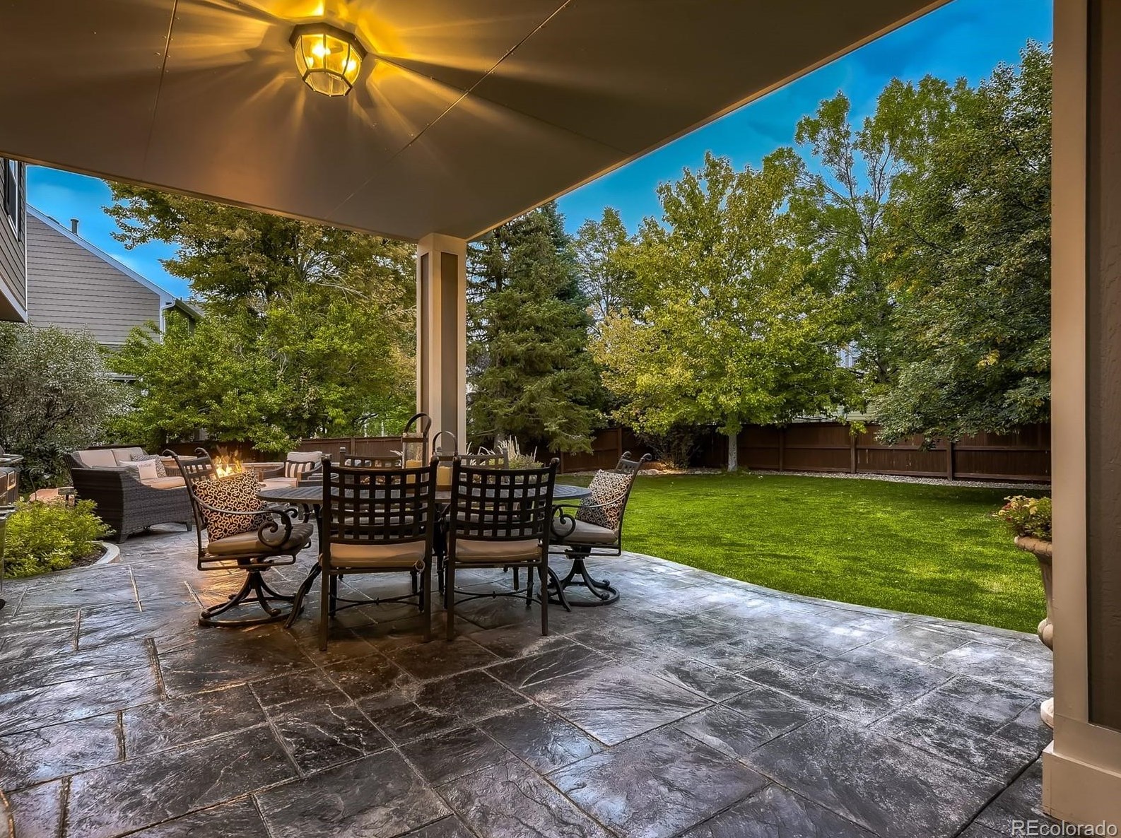 10188 Briargrove Way, Littleton CO 80126-5531 exterior