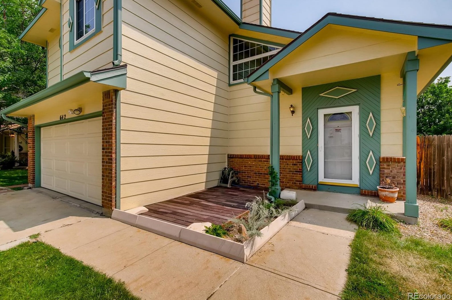 642 Howe Cir, Castle Rock, CO 80104-9728