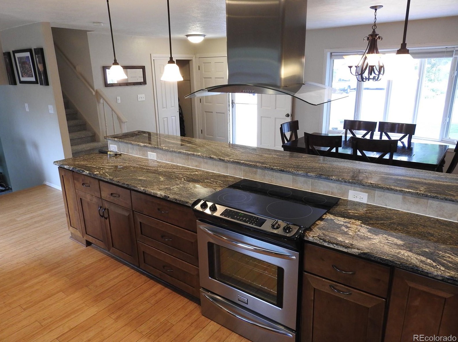 5075 Hinsdale Cir, Littleton, CO 80128-6442