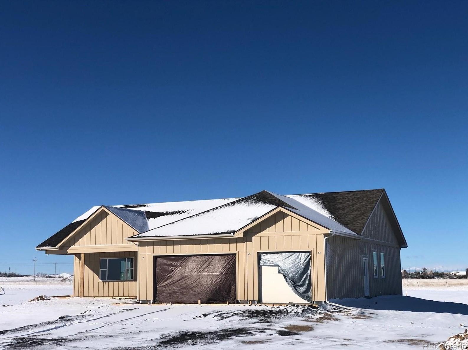 723 Arrowhead St, Strasburg, CO 80136-9332