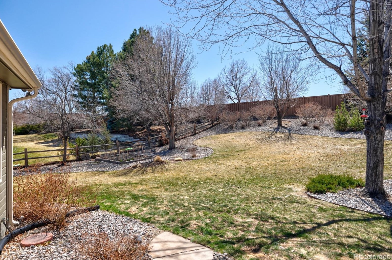 8783 Forrest Ct, Littleton CO  80126-2914 exterior