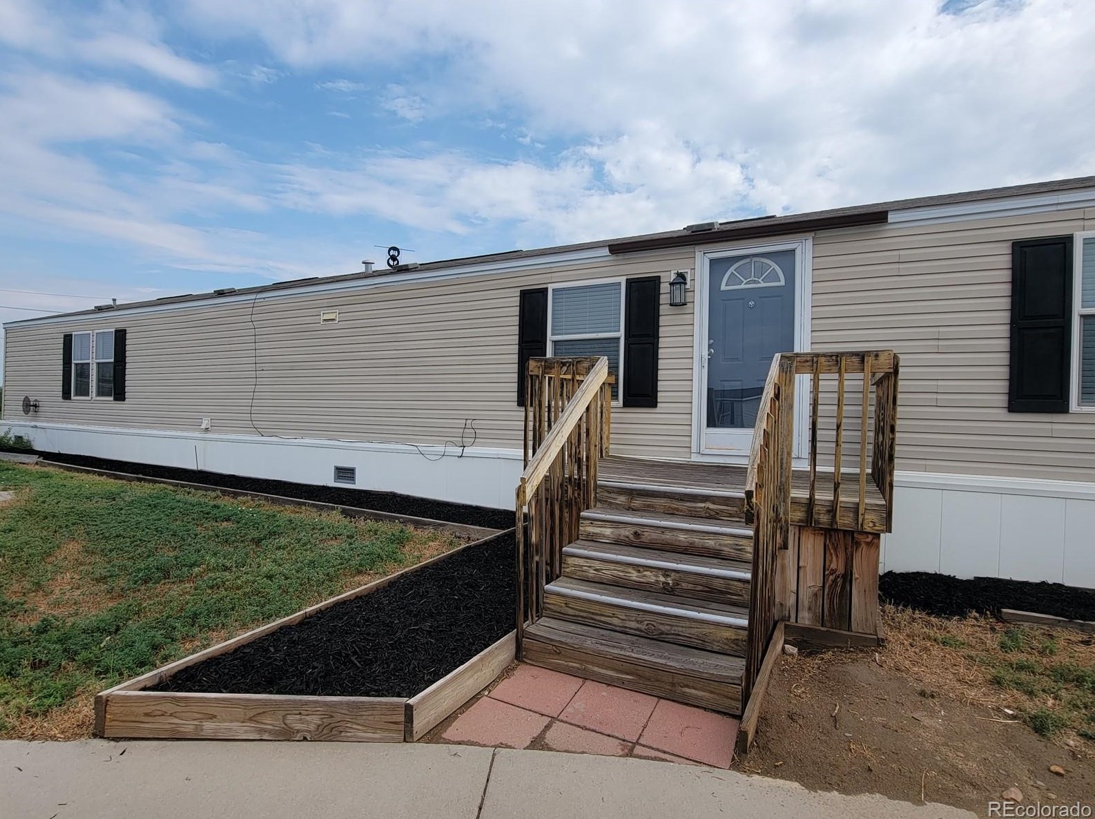 435 N 35th St, Greeley, CO 80631