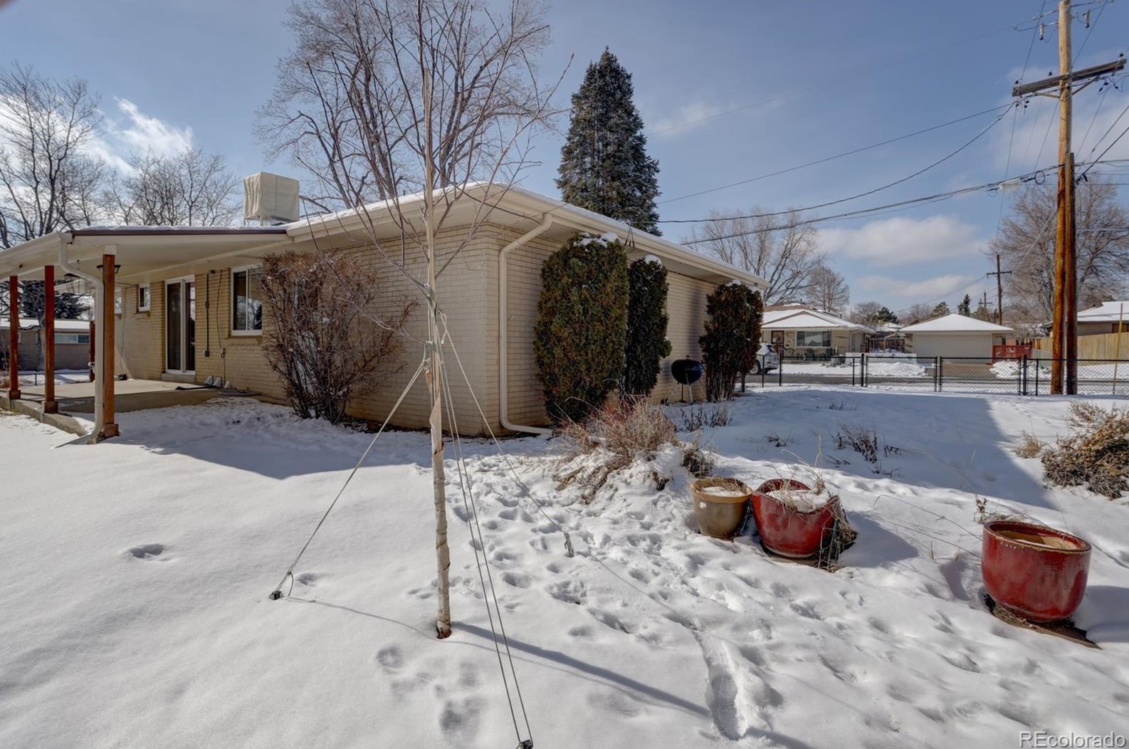 6700 Upham St, Arvada CO  80003-3951 exterior