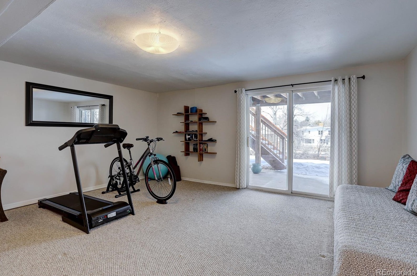 11305 Powers Ave, Littleton CO 80127-1953 exterior