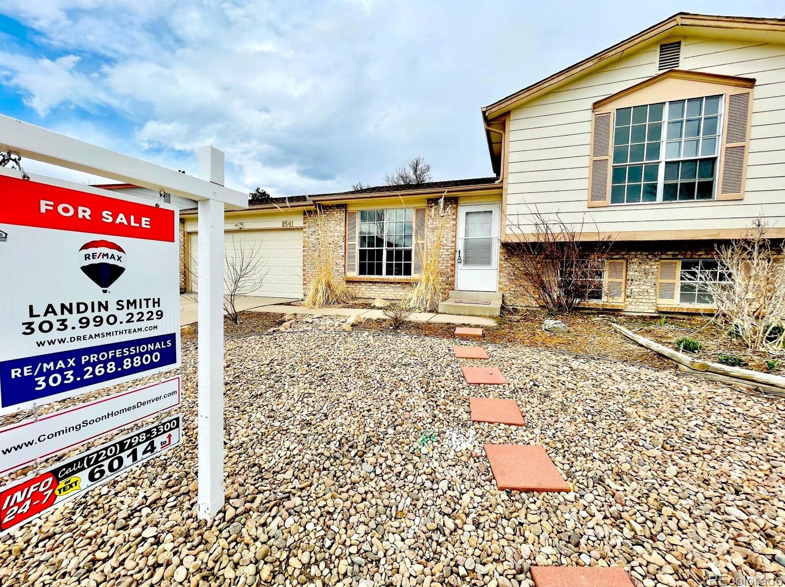 8541 Star Cir, Littleton, CO 80128-6247