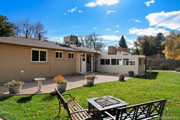 6835 Owens St, Arvada CO  80004-2758 exterior