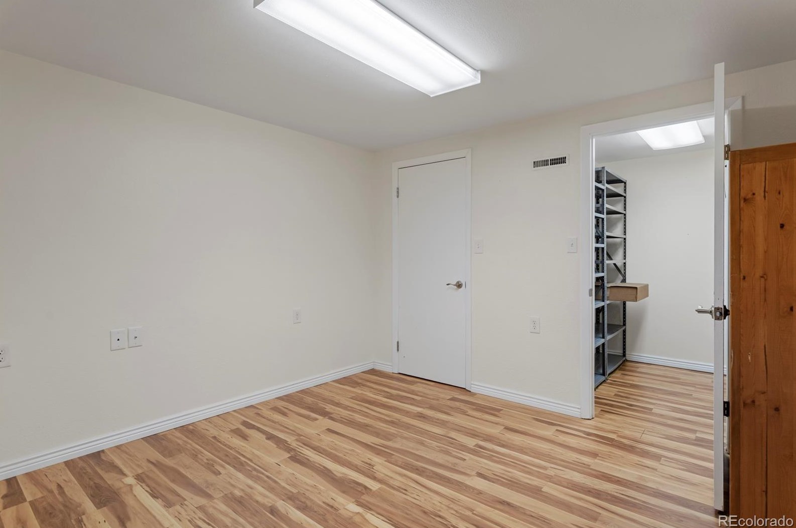 6835 Owens St, Arvada CO  80004-2758 exterior