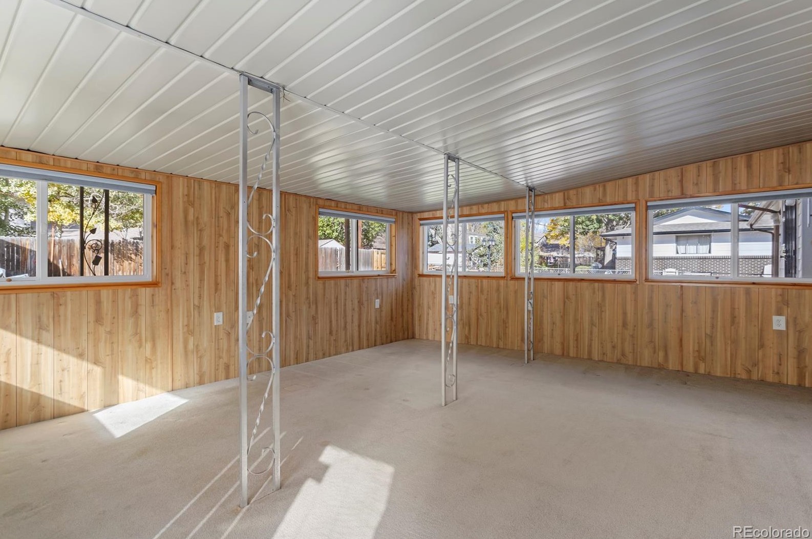 6835 Owens St, Arvada CO  80004-2758 exterior
