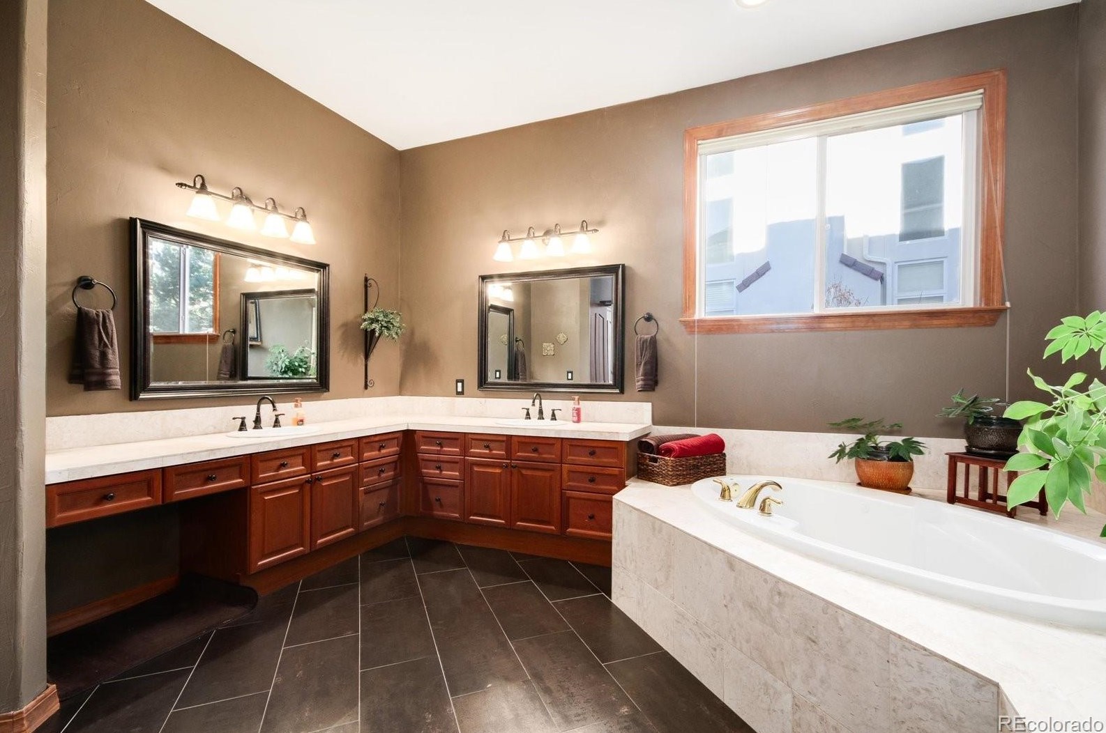 10441 Carriage Clb Dr, Littleton CO 80124-9791 exterior