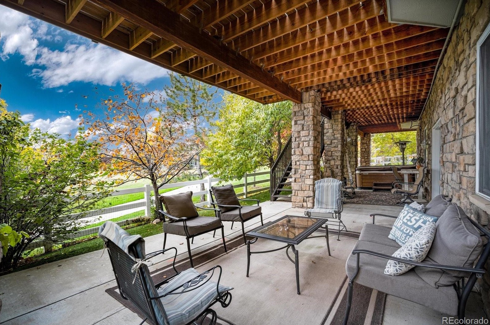 10441 Carriage Clb Dr, Littleton CO 80124-9791 exterior