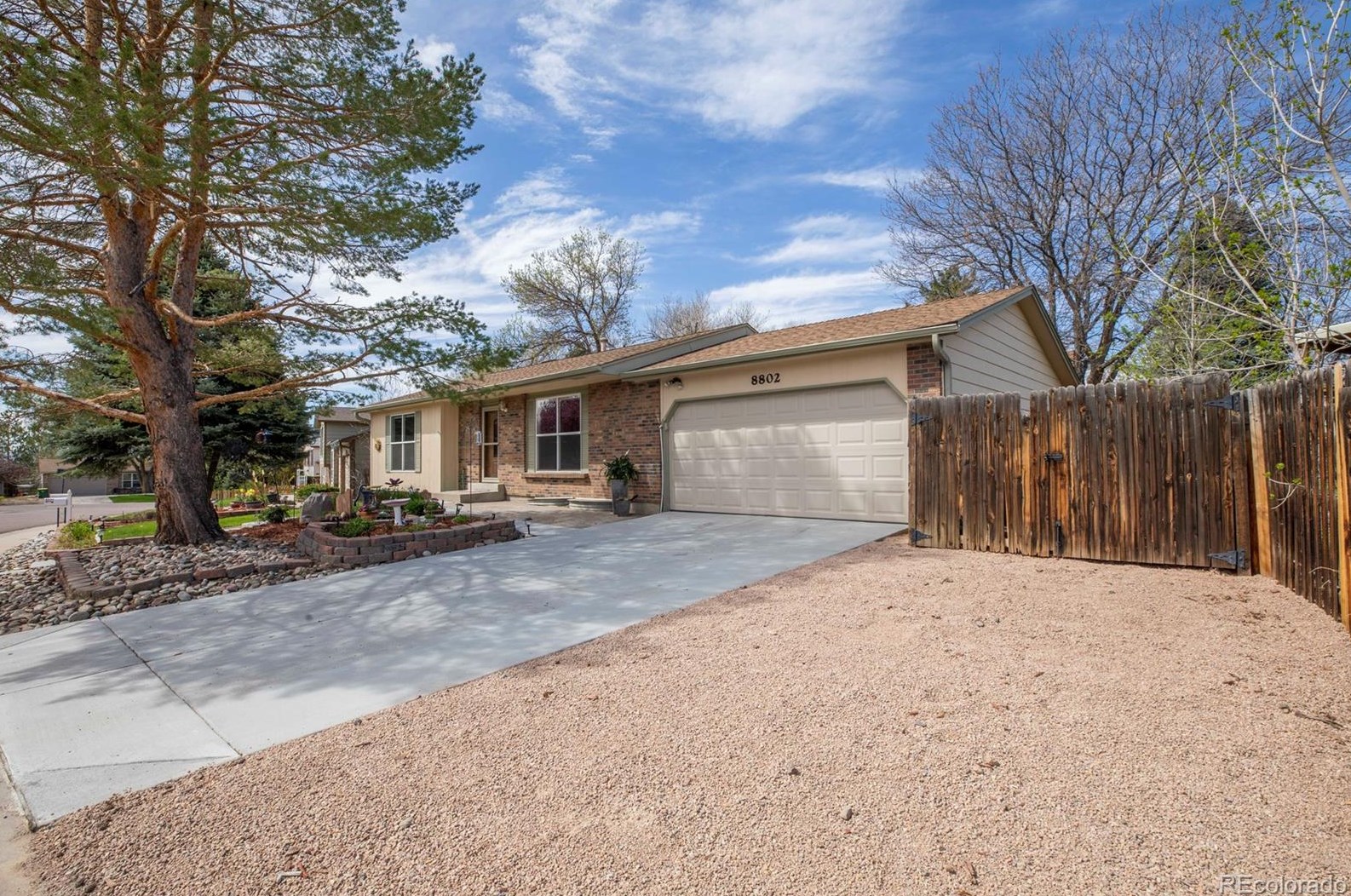 8802 Nichols Dr, Littleton, CO 80128-5338