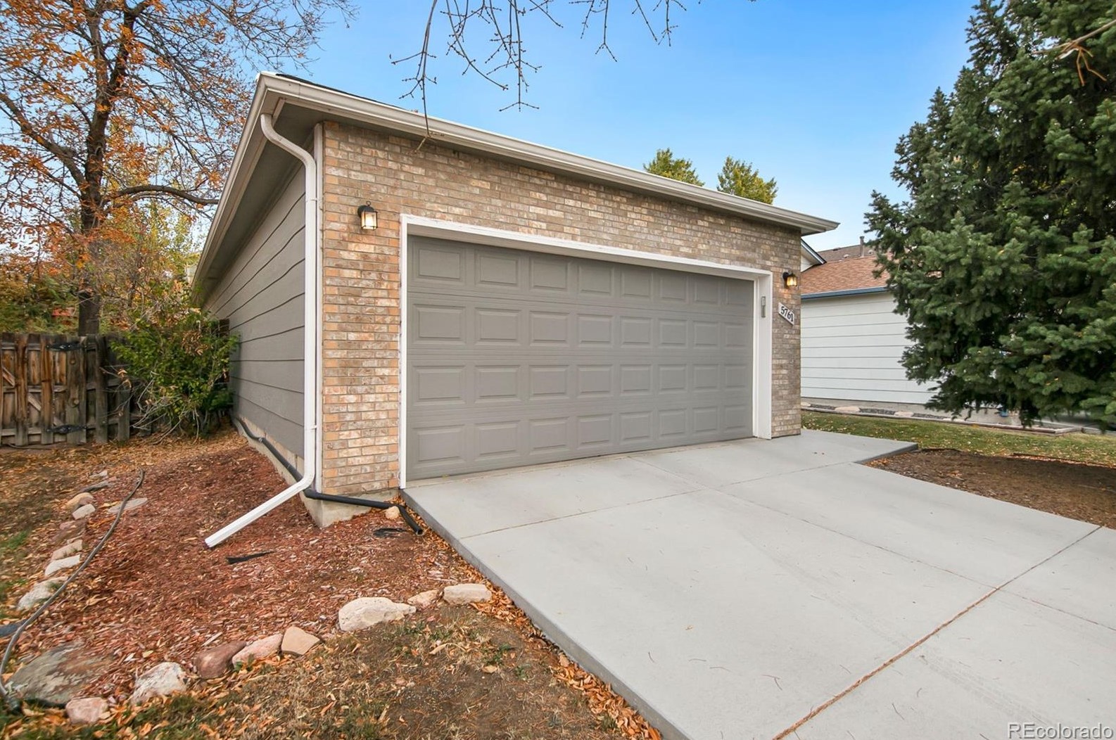 5761 71st Ave, Arvada CO  80003-3805 exterior