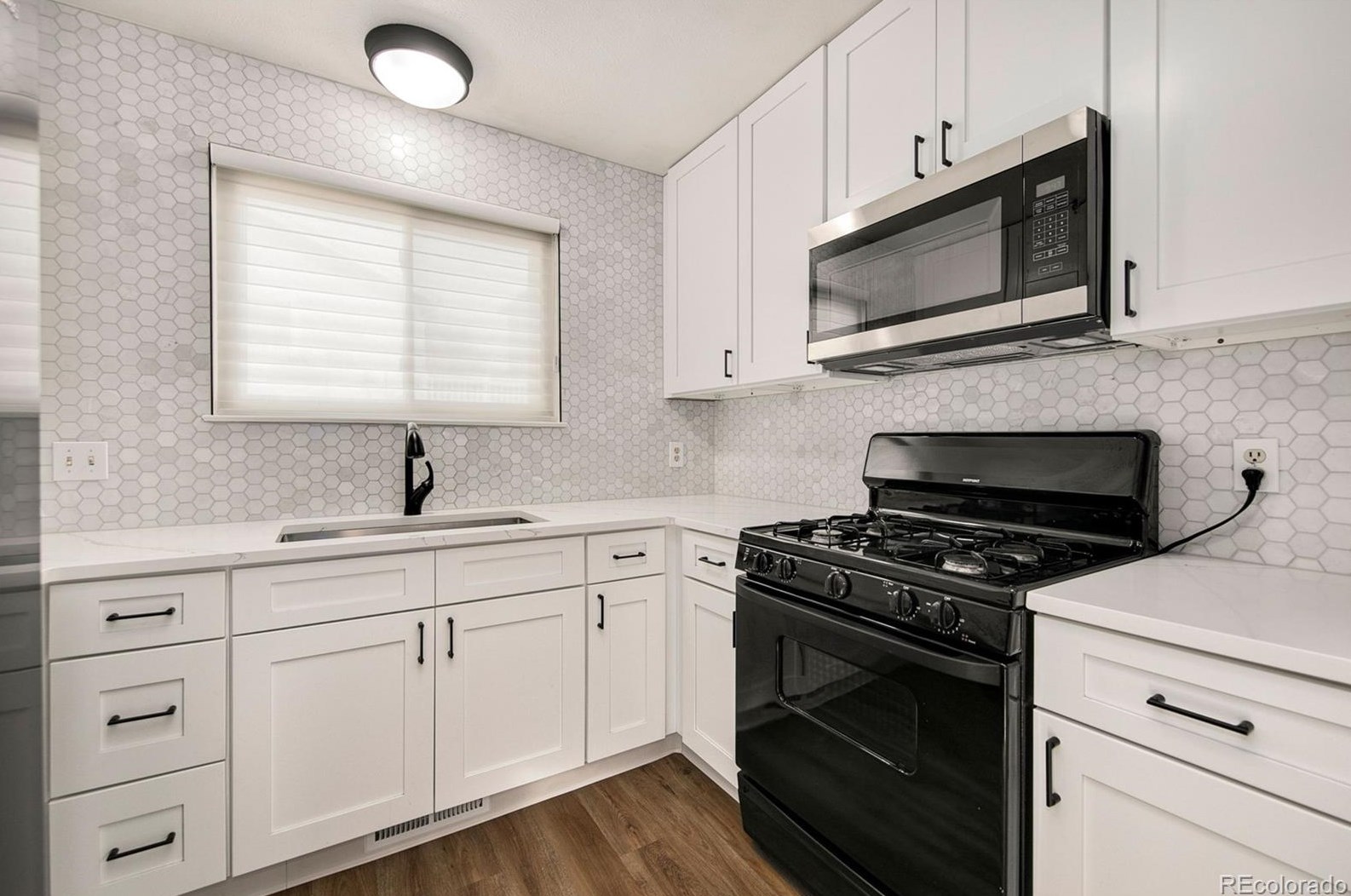 5761 71st Ave, Arvada CO  80003-3805 exterior