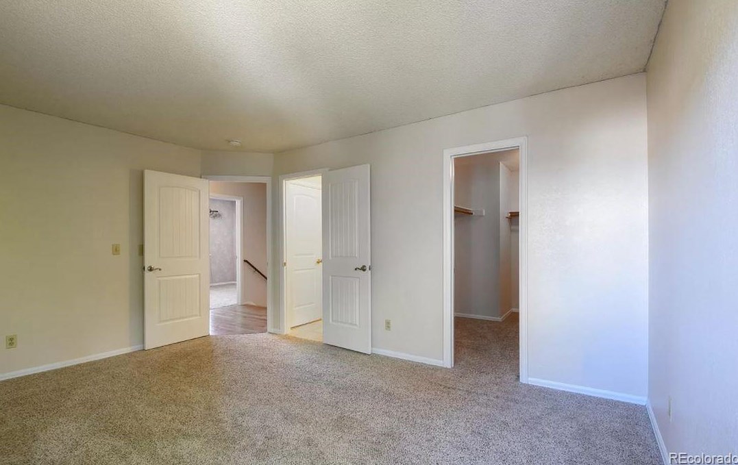 8975 Winrock St, Littleton CO 80126-2227 exterior