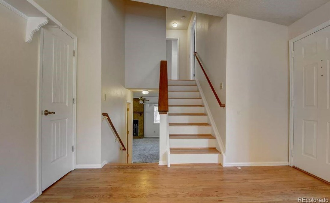 8975 Winrock St, Littleton CO 80126-2227 exterior