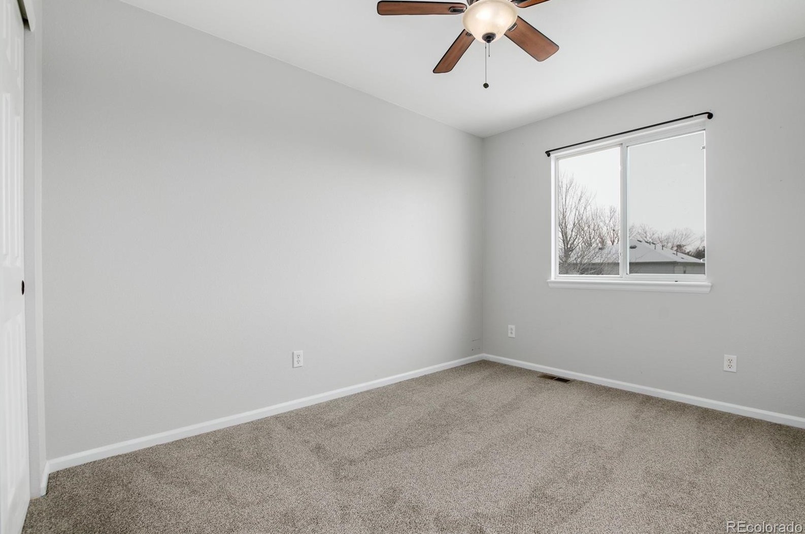 9642 Whitecliff Pl, Littleton CO 80129-5752 exterior