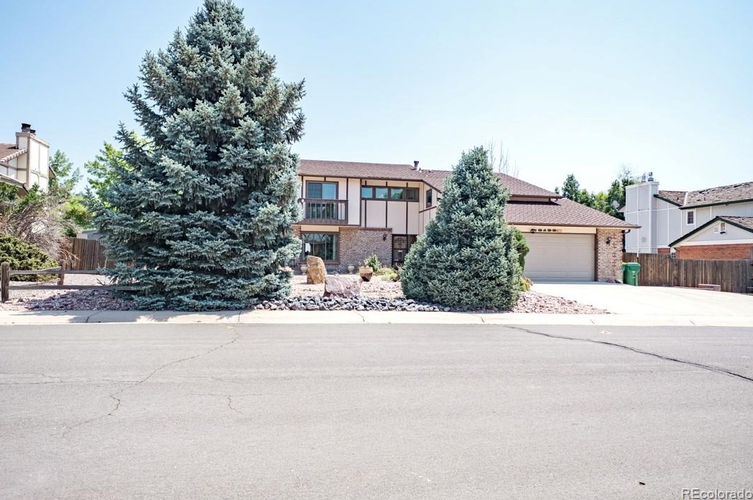 8198 Yukon St, Littleton, CO 80128-5520