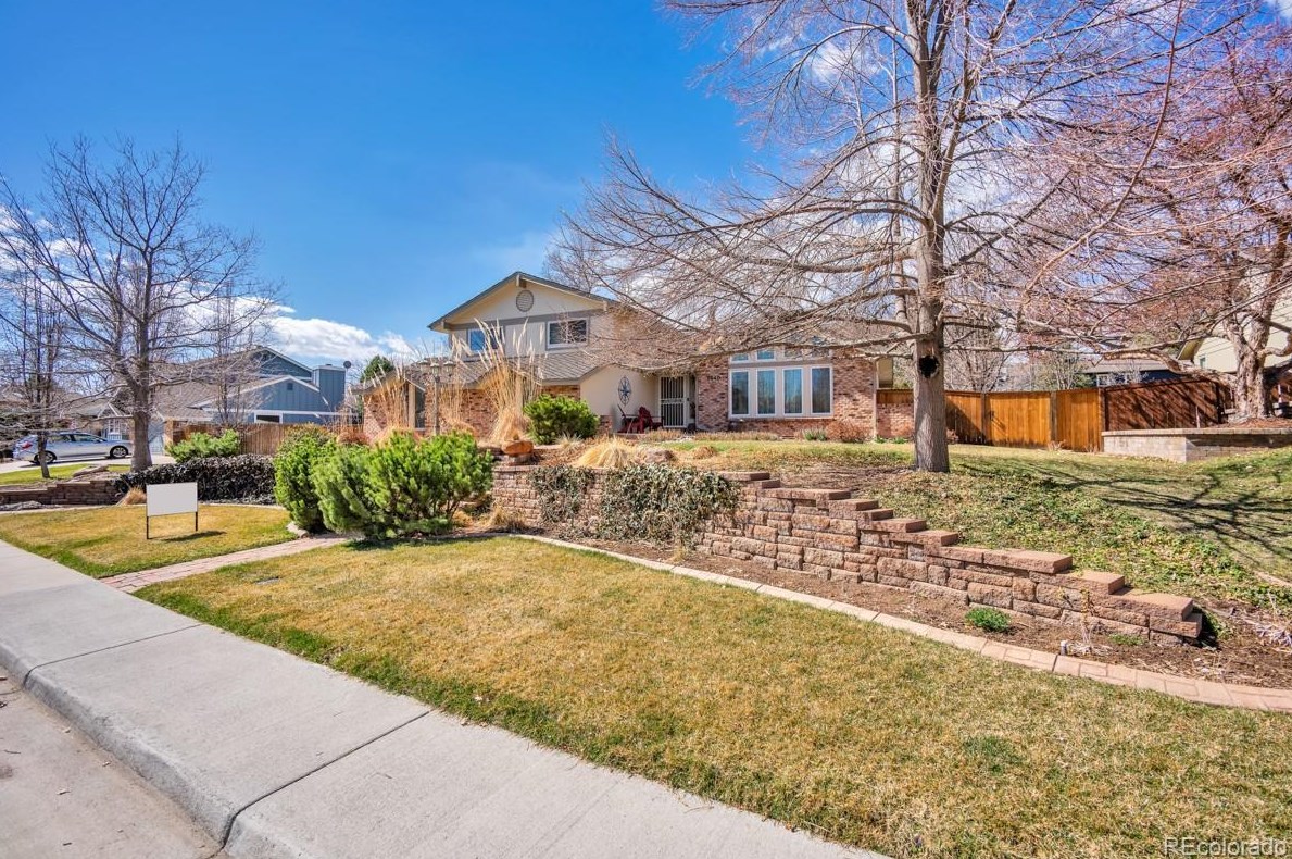 5440 Caryl Ave, Littleton CO 80128-7080 exterior