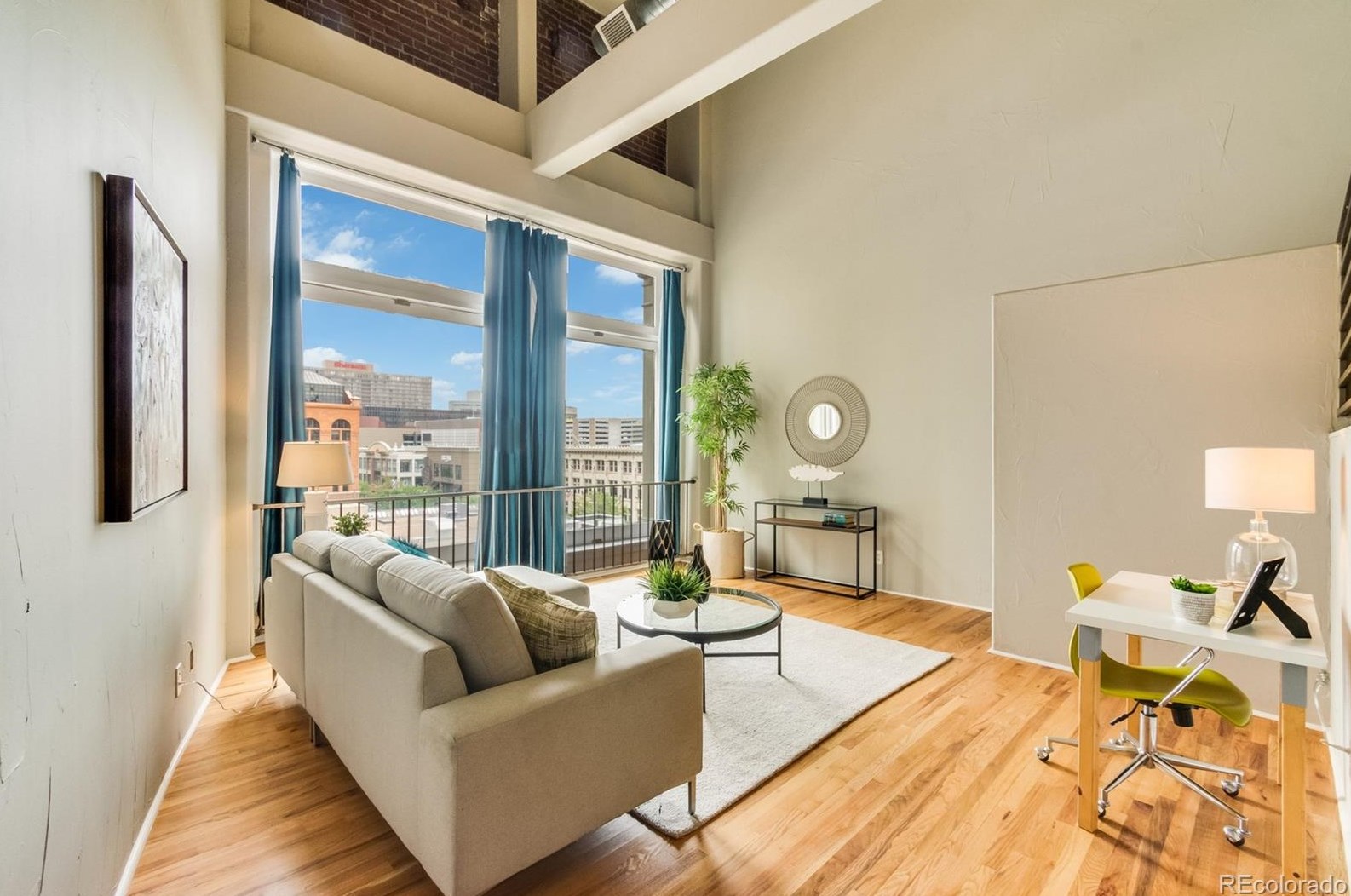 1617 California St #5b, Denver, CO
