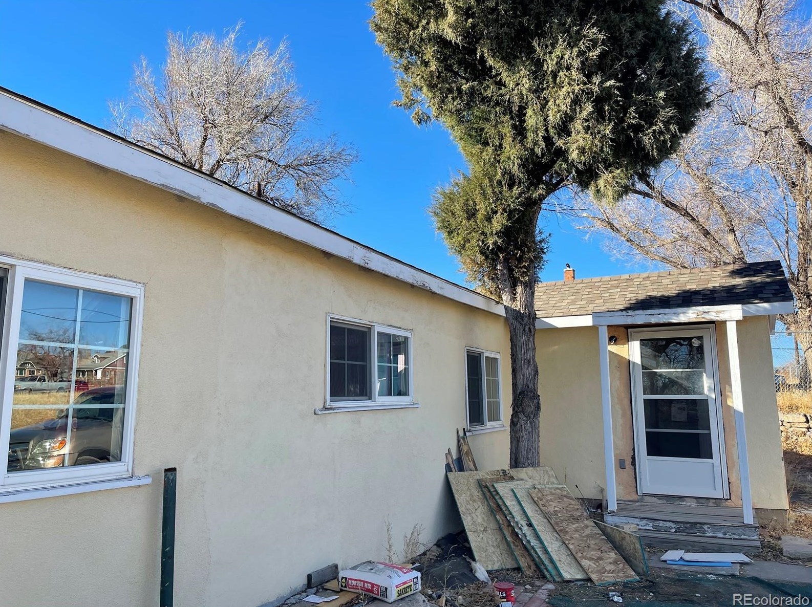 303 S Hendren, Farisita, CO 81089