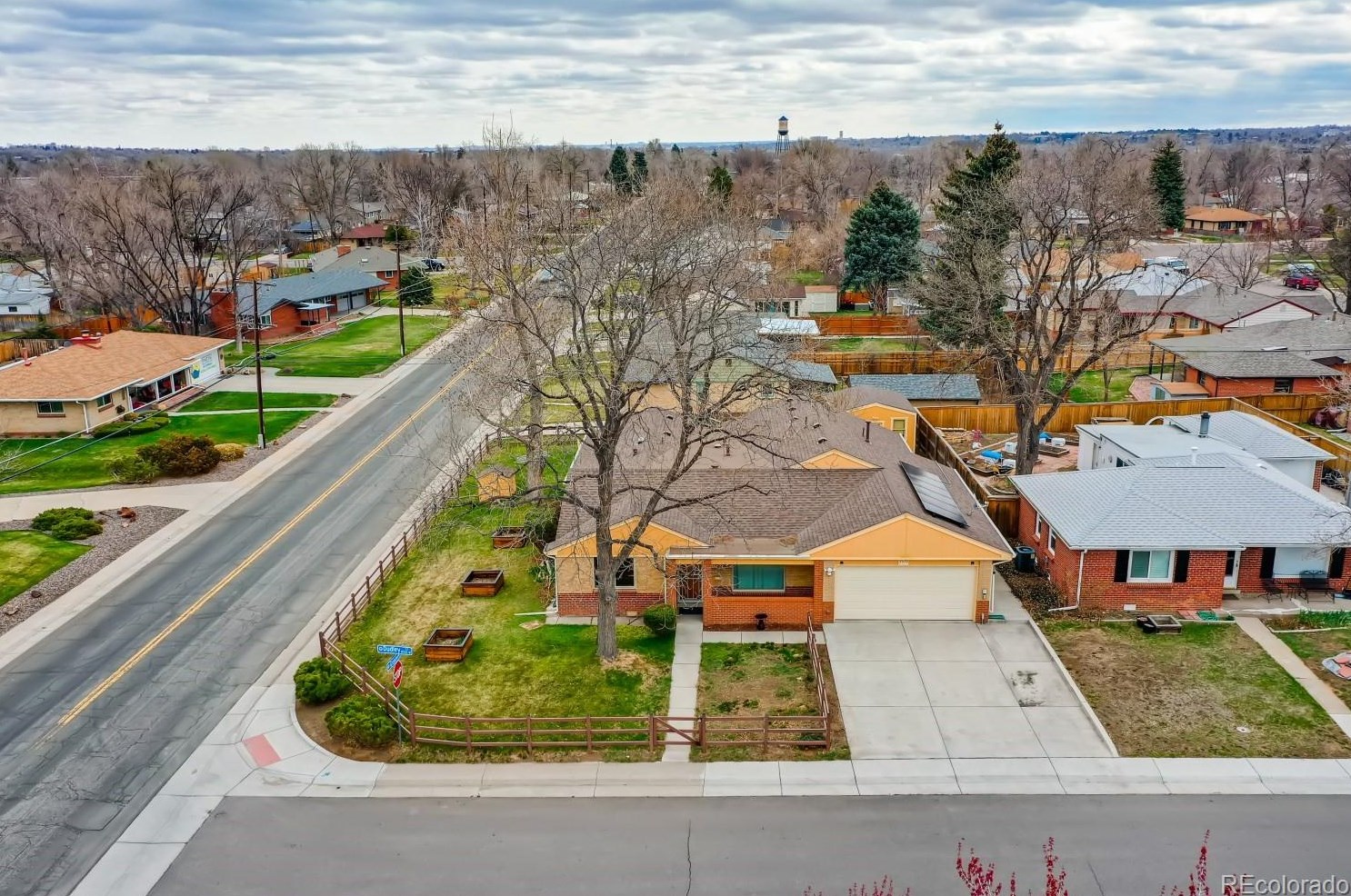 5570 Dudley Ct, Arvada CO  80002-3063 exterior