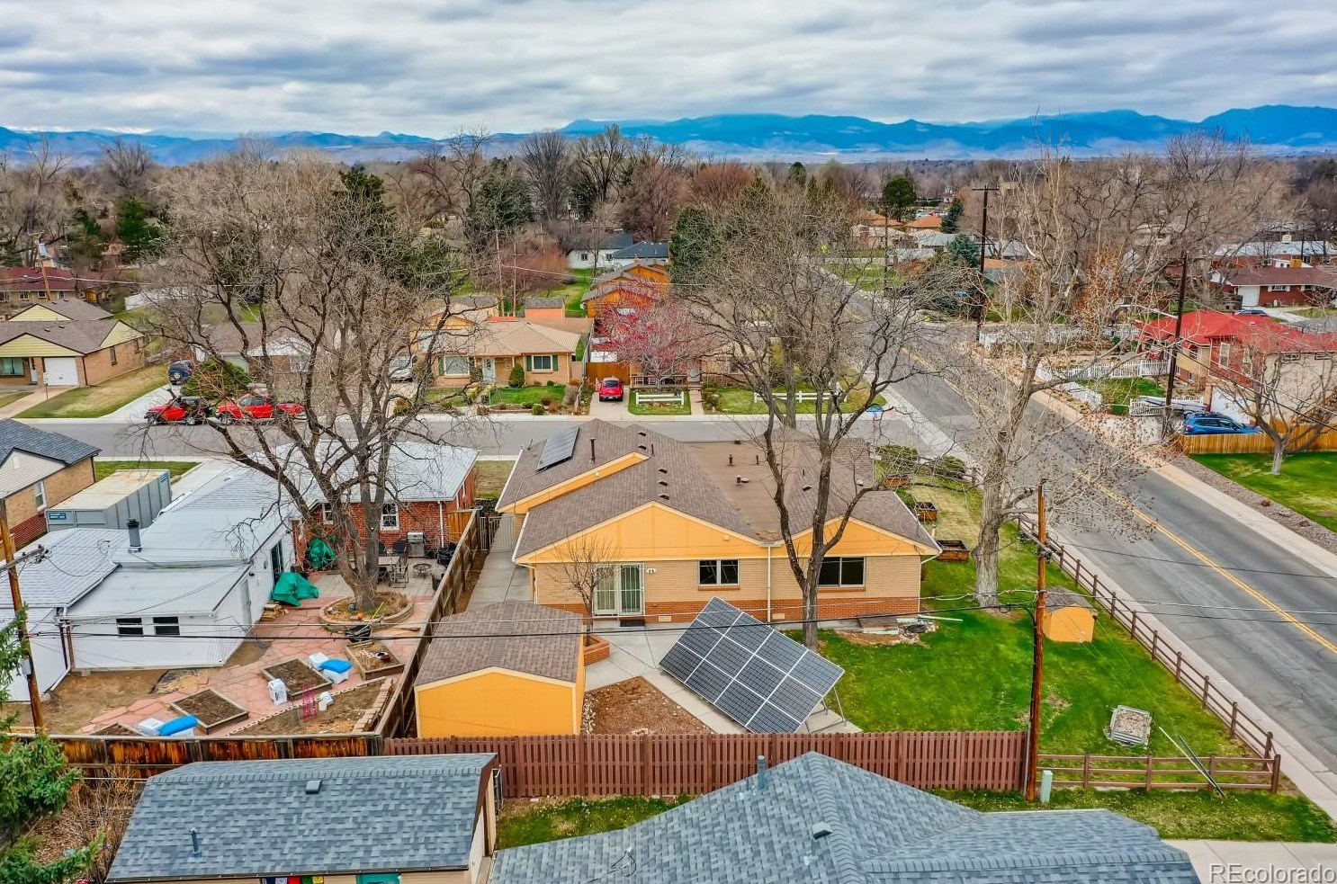 5570 Dudley Ct, Arvada CO  80002-3063 exterior