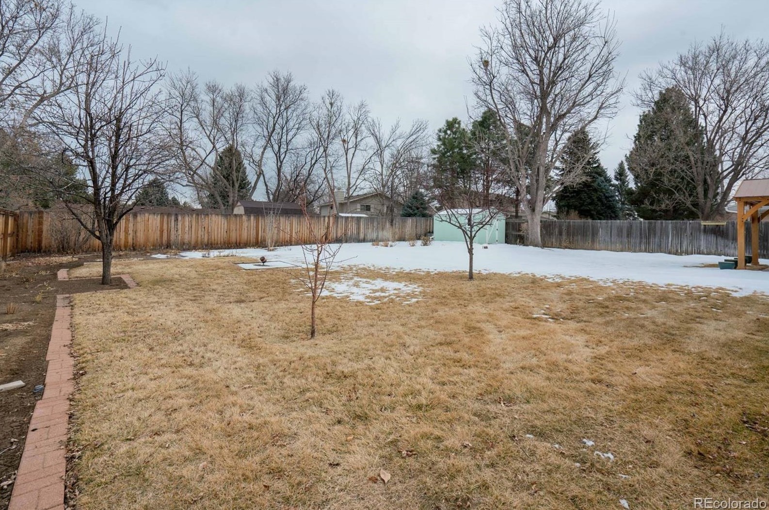 7412 Wellington St, Littleton CO 80122-3141 exterior