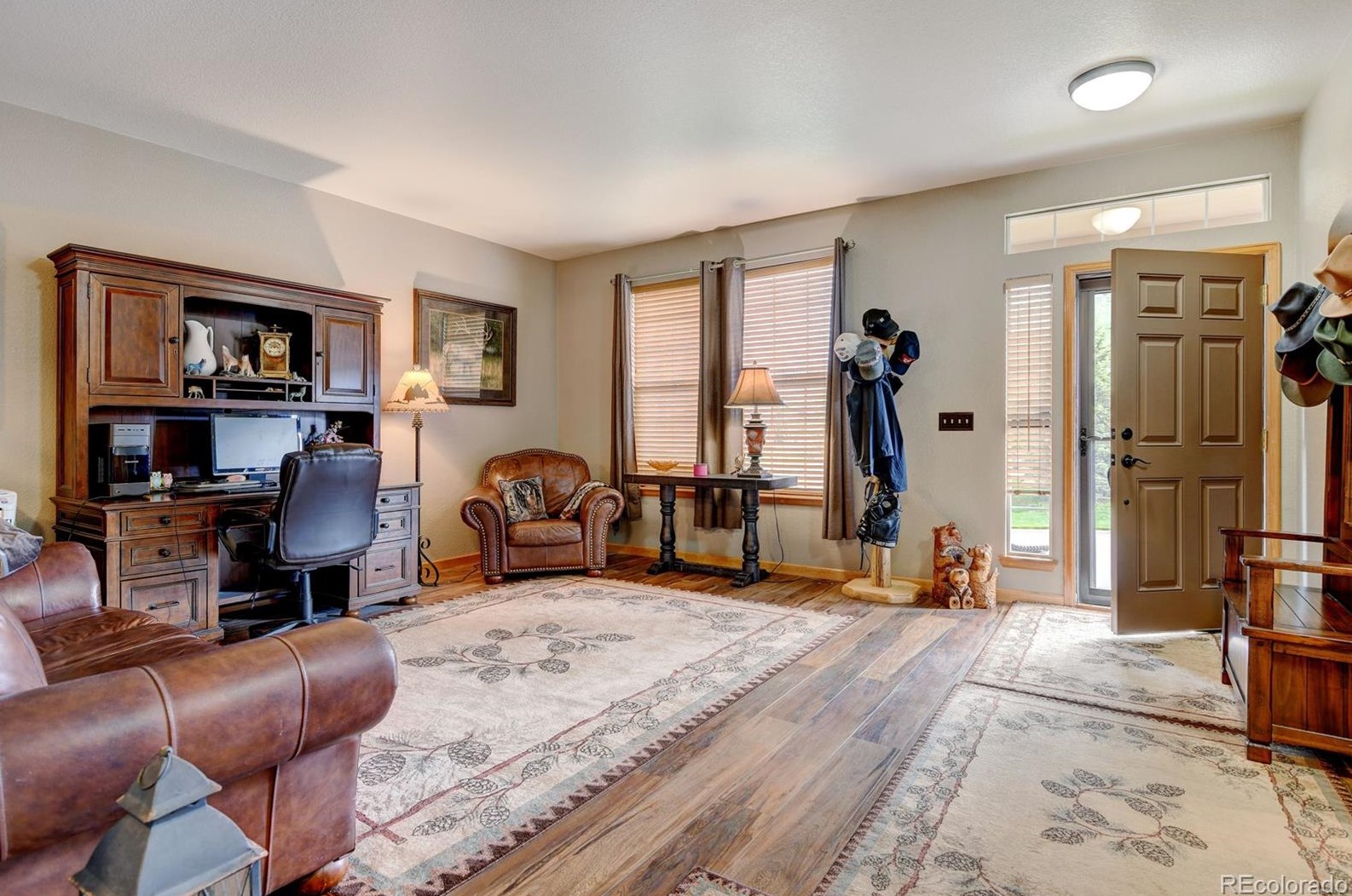 870 Halfmoon Dr, Castle Rock CO  80104-9612 exterior