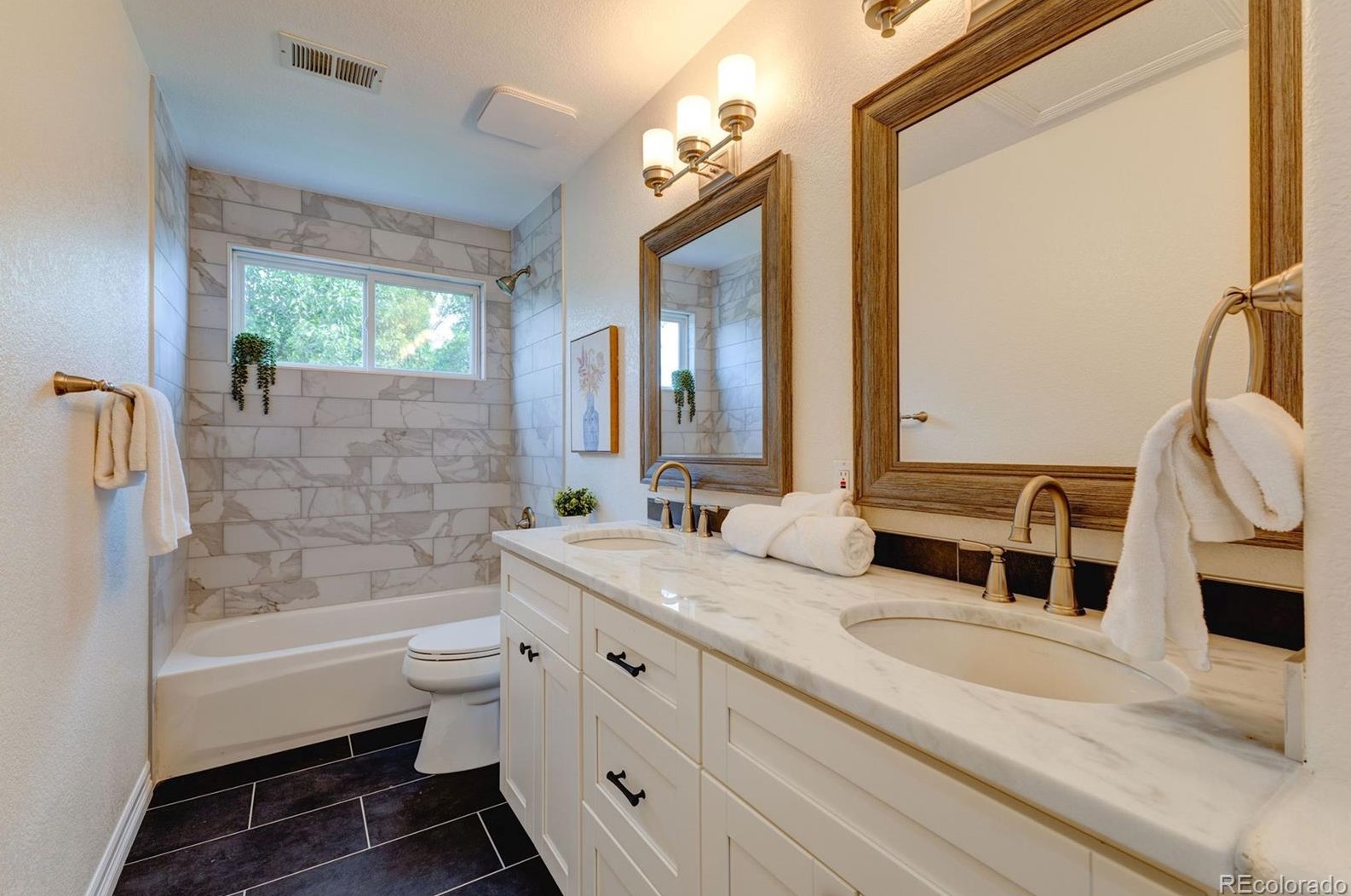 2315 Sandpiper Dr, Lafayette CO  80026-3150 exterior