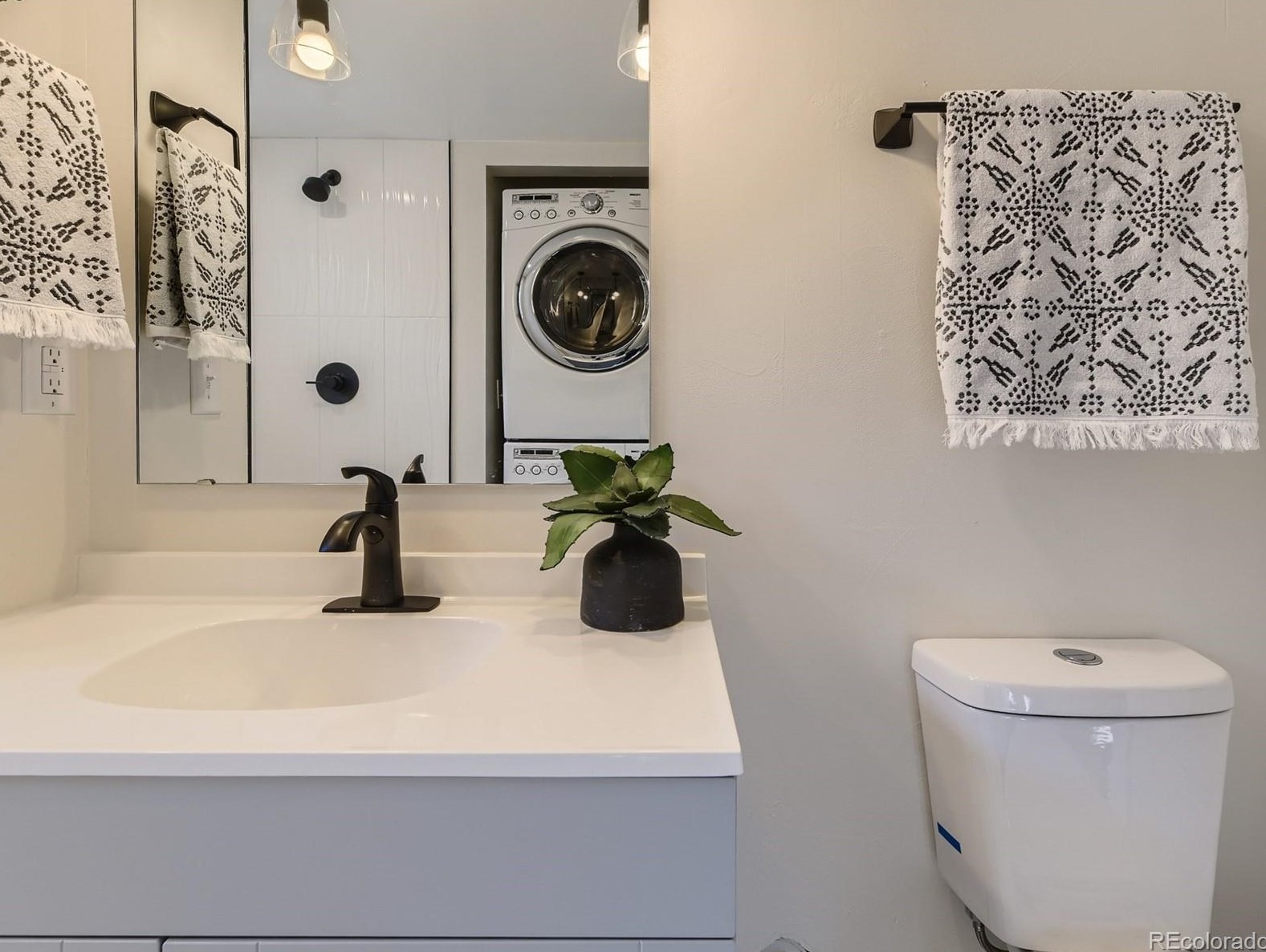 6317 Fairfax Way, Littleton CO  80121-3868 exterior