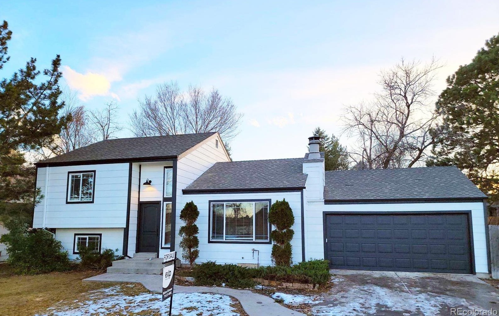 6317 Fairfax Way, Littleton CO  80121-3868 exterior