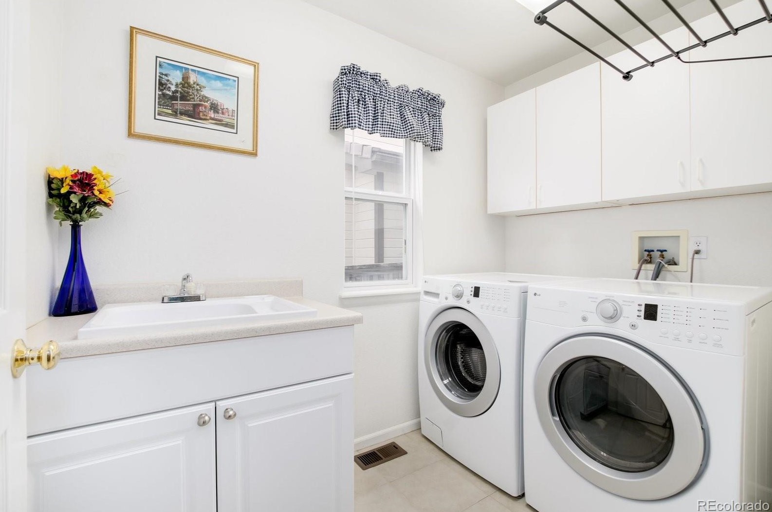 9121 Fox Fire Dr, Littleton CO 80129-6424 exterior