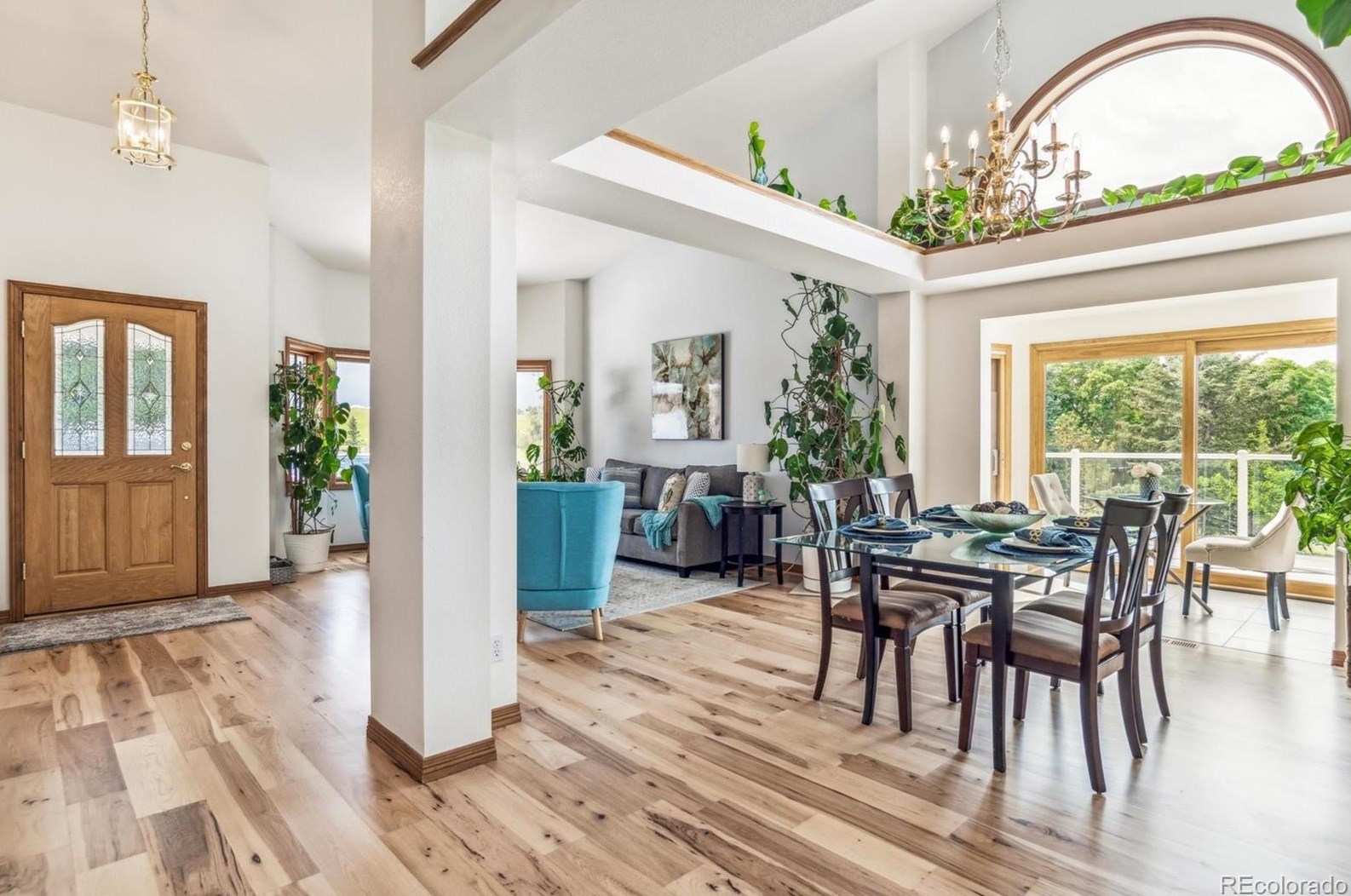 10886 Chatfield Dr, Littleton CO 80128-6136 exterior