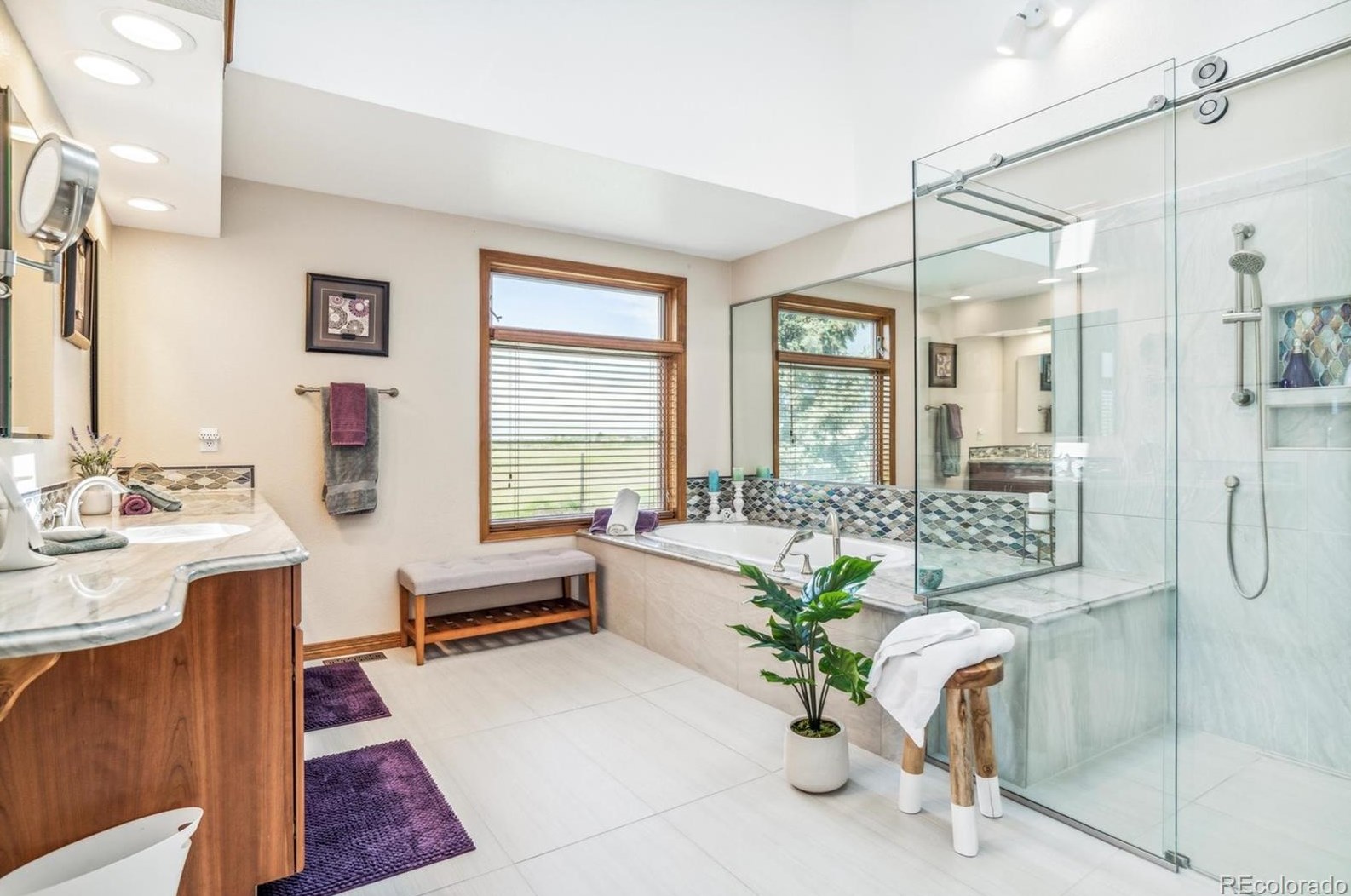 10886 Chatfield Dr, Littleton CO 80128-6136 exterior